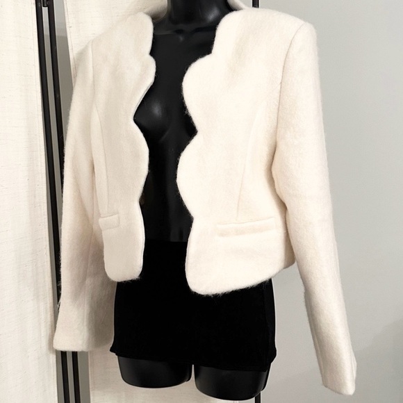 English Factory Ivory Scallop Edge Textured Blazer Jacket Top M - Picture 8 of 14